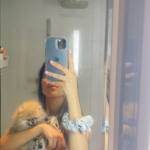 Meet your Posher, Dalia - Picture 1 of 1